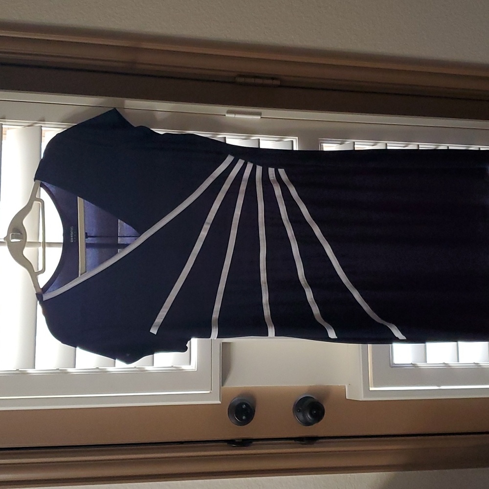 En Focus, ladies navy blue dress, 16, worn once